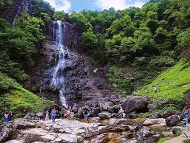 BORÇKA KARAGÖL TURU